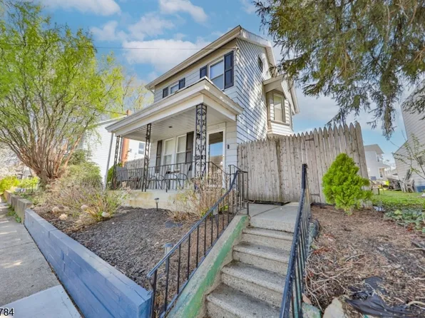 389 Grant St, Phillipsburg Town, NJ 08865