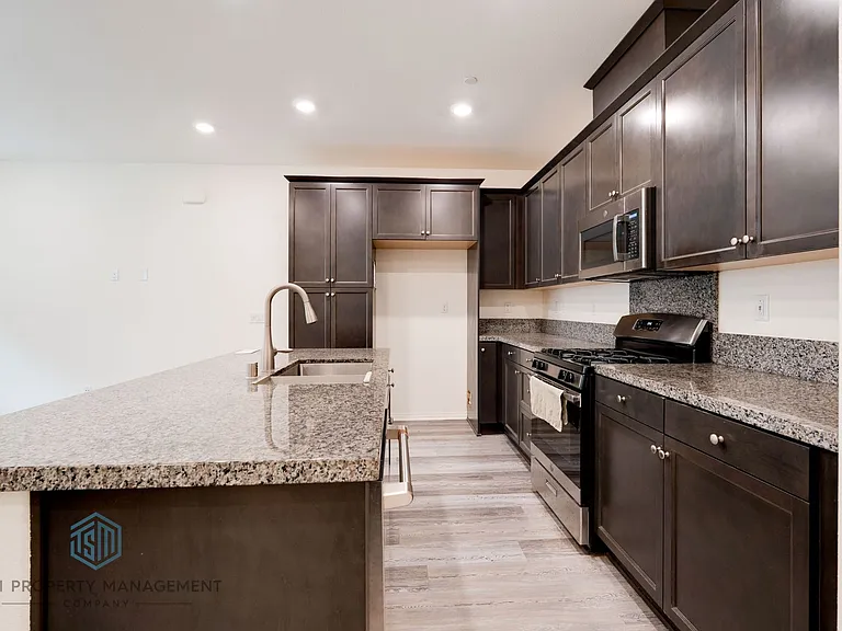 7099 Vernazza Pl — Photo 4