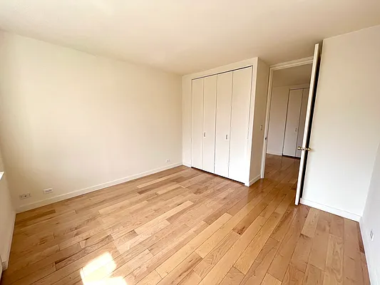 Rented by Corcoran | media 12