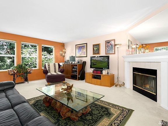 3rd image of 1101 10th St APT 21