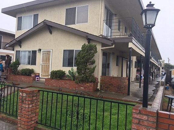 Another view of the apartment