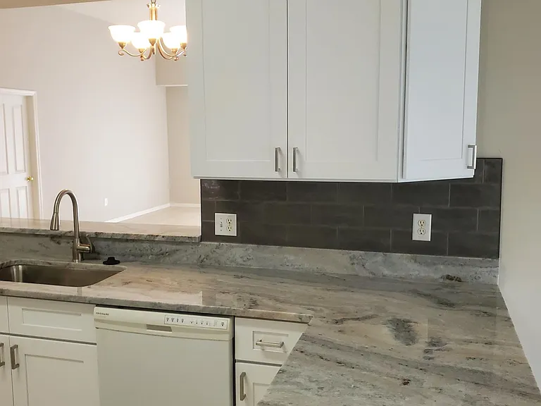 2638 Maylin Dr — Photo 8