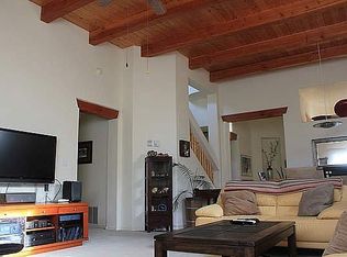 1205 Calle Garza NE, Albuquerque, NM 87113