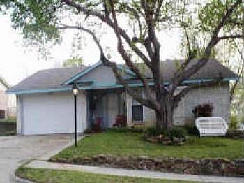 2nd image of 1825 Westwood Cir
