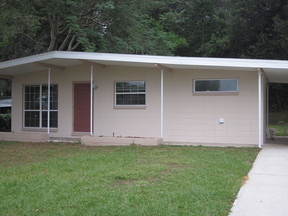 1st image of 1006 Briarwood Dr