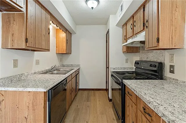 4221 Arbor Ct #B — Photo 7