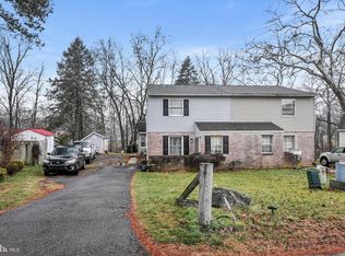 546 Creekside Ln, Mount Joy, PA 17552