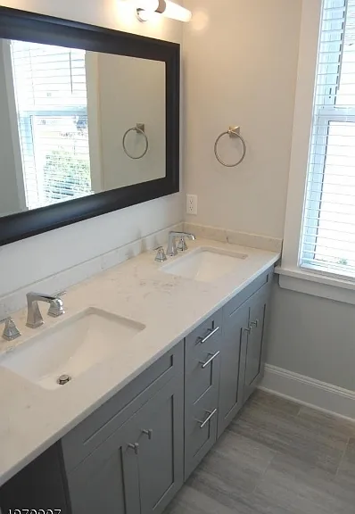 49 Park Ave — Photo 11