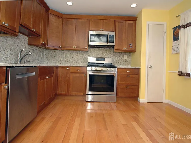 4 White Oaks Dr — Photo 12