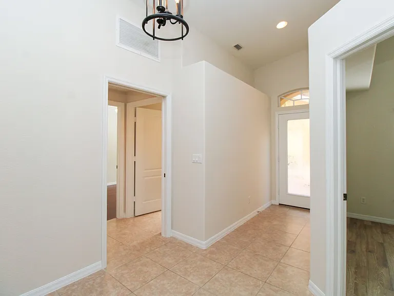 15077 Cortona Way — Photo 15