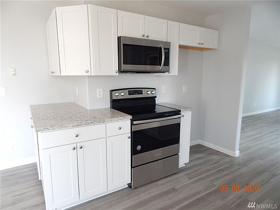 3rd image of 26305 95th Ave NW
