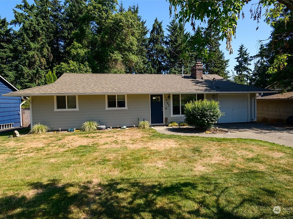 1st image of 1907 191st Street SW