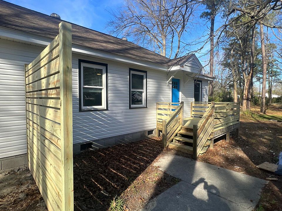 Front view from sidewalk.