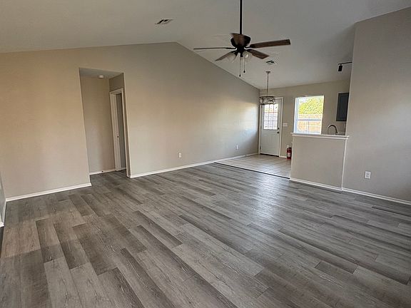 2nd image of 605 Welston Cir Unit 2