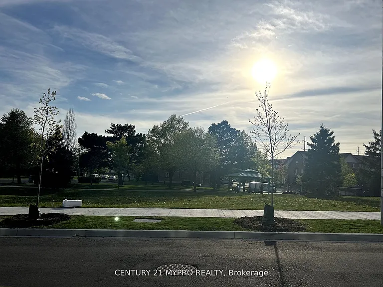 3 Case Ootes Dr — Photo 2