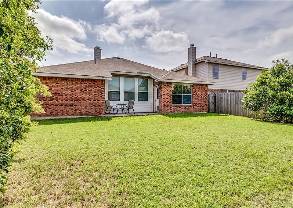 2nd image of 9200 Nightingale Dr