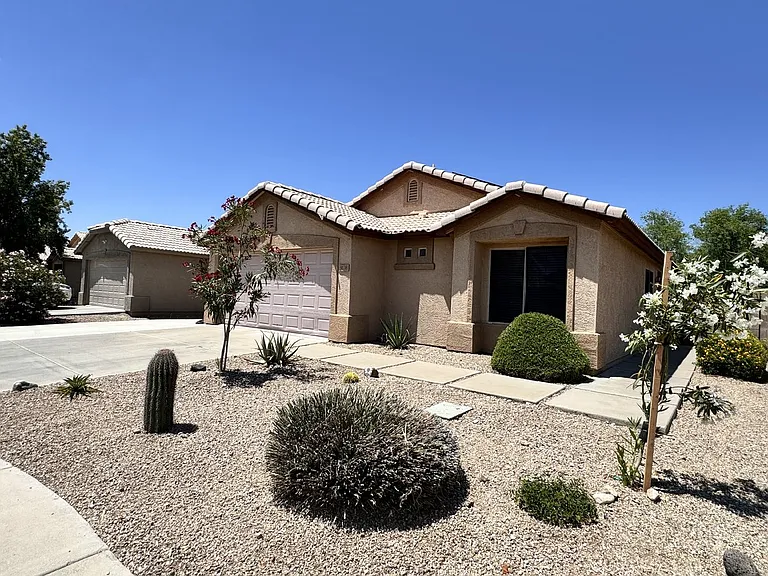 9138 W Ross Ave — Photo 37