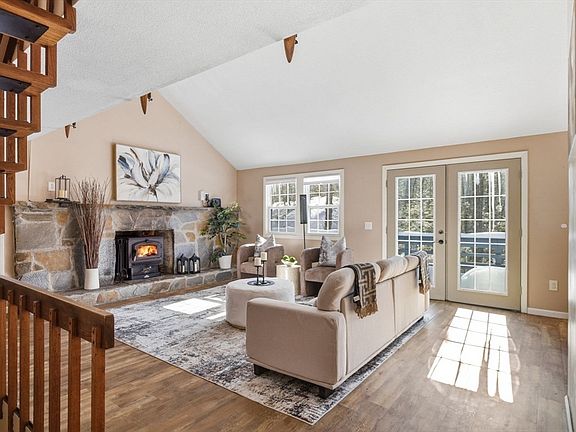 4th image of 30 Gore Rd