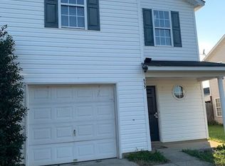 834 Oakshire Cres, Charlotte, NC 28214