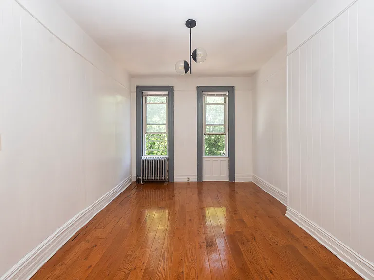 695 Macdonough St #2 — Photo 7