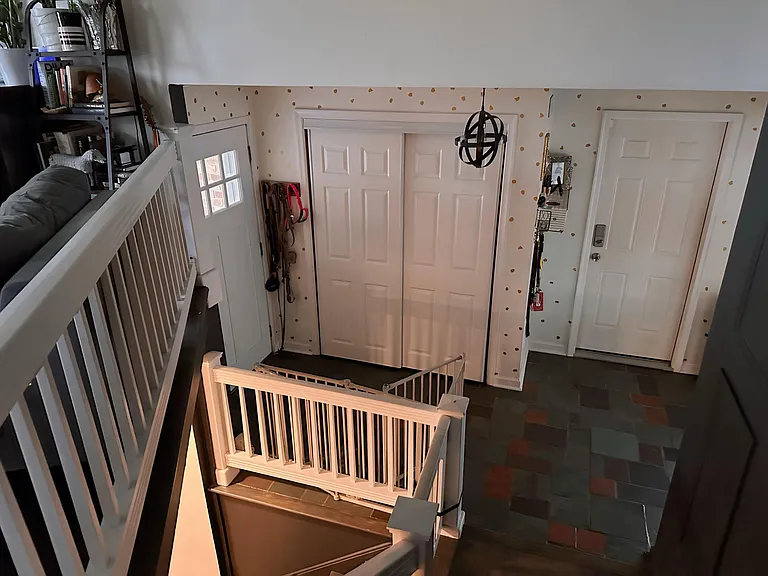 605 Kensington Ave — Photo 6