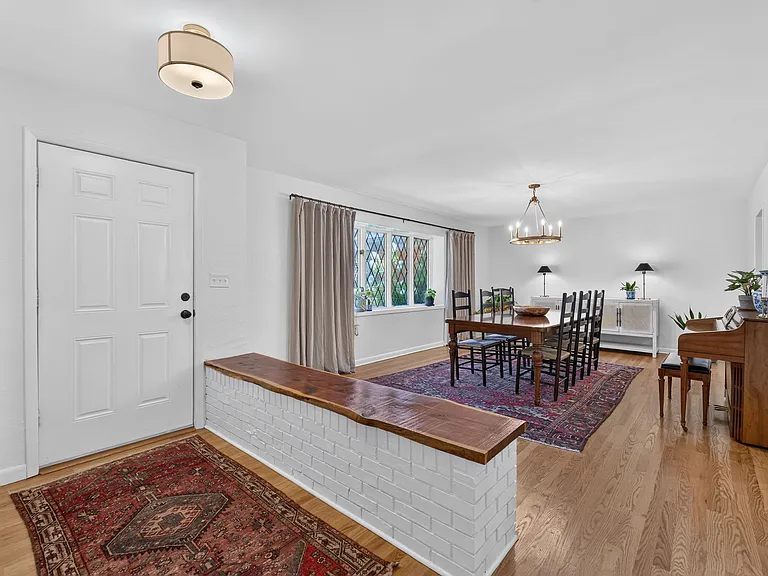 2030 E Greenwood St — Photo 8