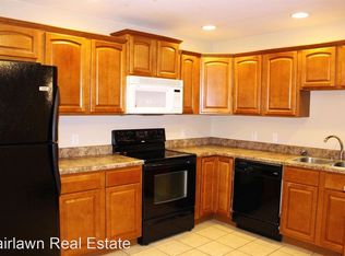 213 W Vine St, Tolono, IL 61880