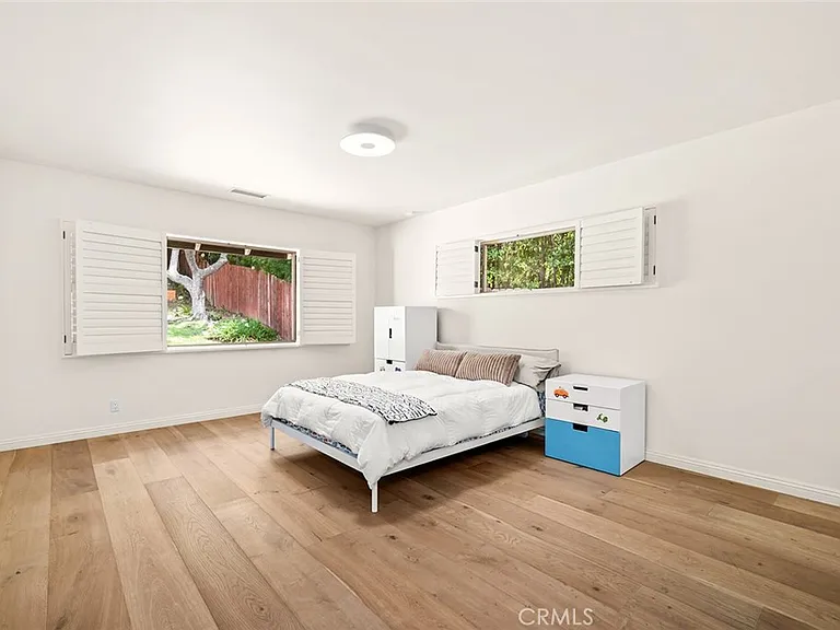 11365 Thurston Pl — Photo 10