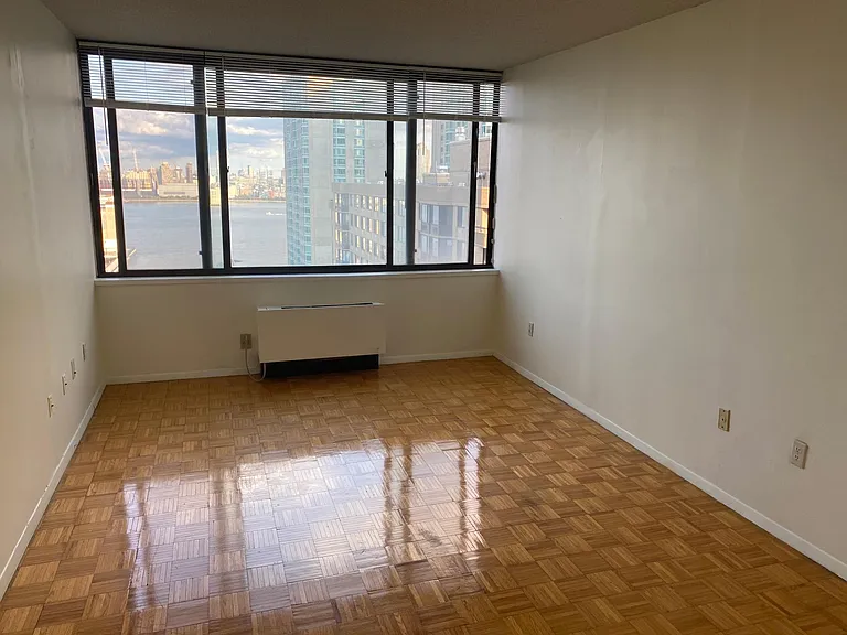 45 River Dr S #2215 — Photo 5