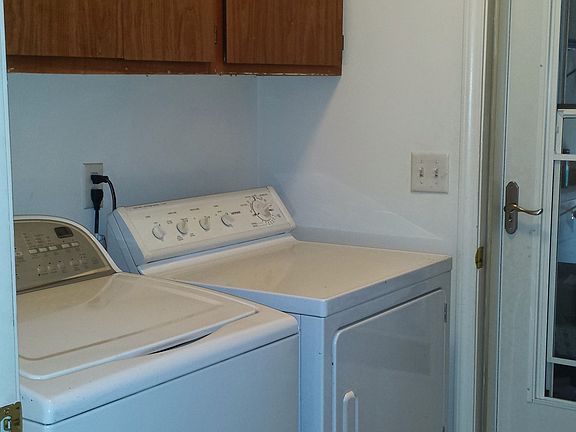 5th image of 21731 Adams Dr