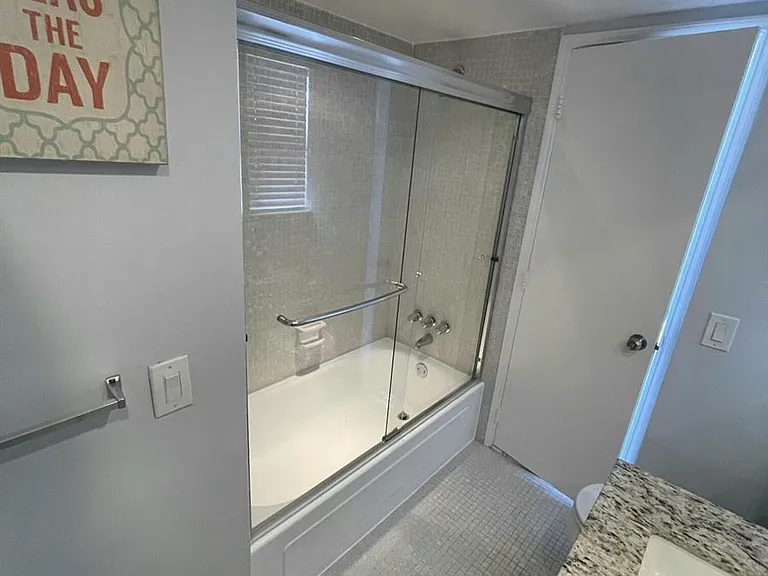 720 Orton Ave #607 — Photo 6