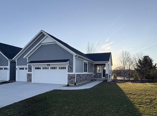 2567 Ravines Trail Dr SW, Byron Center, MI 49315