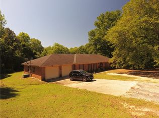 26 Arrowhead Rd, Phenix City, AL 36869