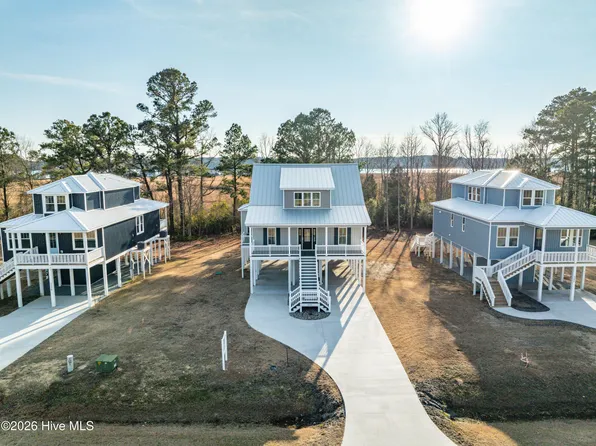 3216 Whichards Beach Road, Chocowinity, NC 27817