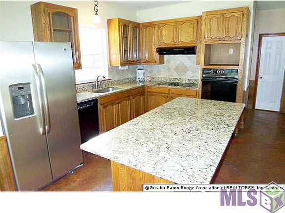 3rd image of 10748 Callender Ct