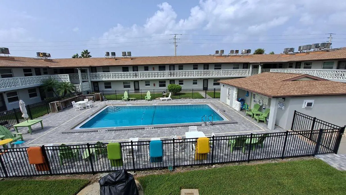 5600 N Banana River Blvd — Photo 4