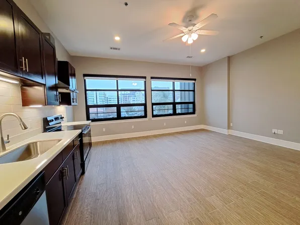 Faubourg on Freret, 4525 Freret St #212, New Orleans, LA 70115