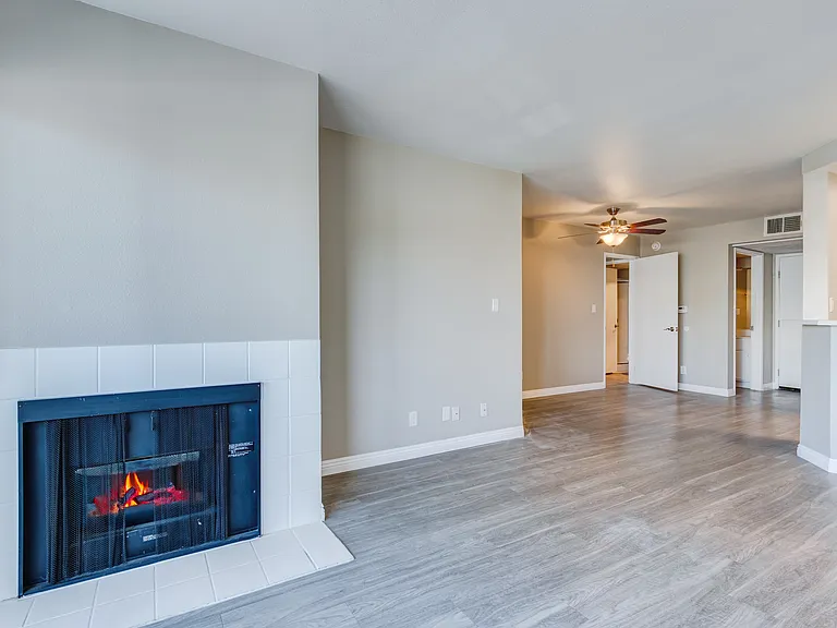 Laurel Villa — Photo 8