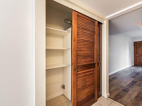 5th image of 625 W California Ave APT 8