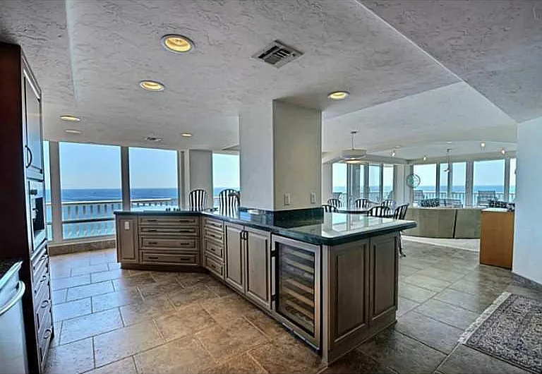 2200 S Ocean Ln #710 — Photo 9