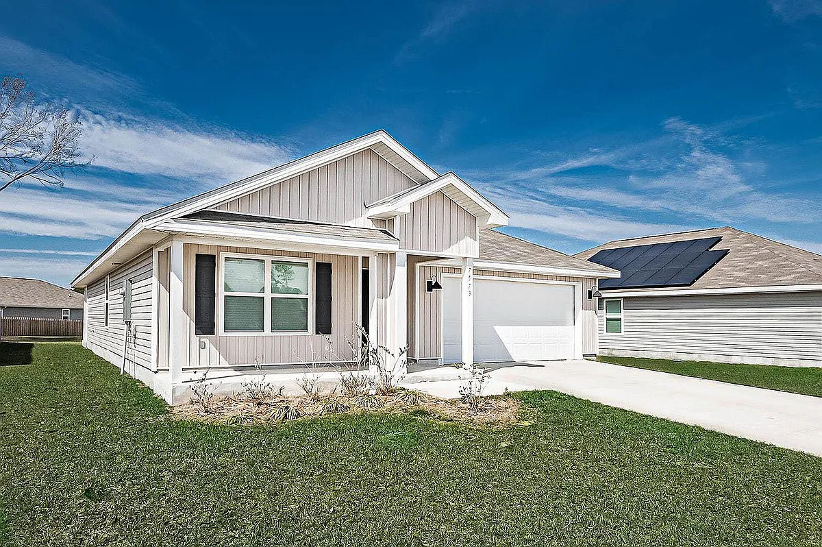 Building Photo - 7573 Steeplechase Blvd