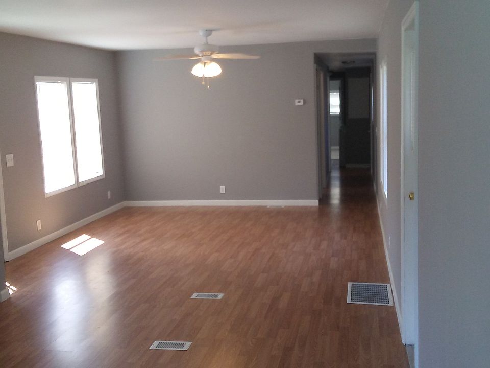 2nd image of 29 Chestnut St