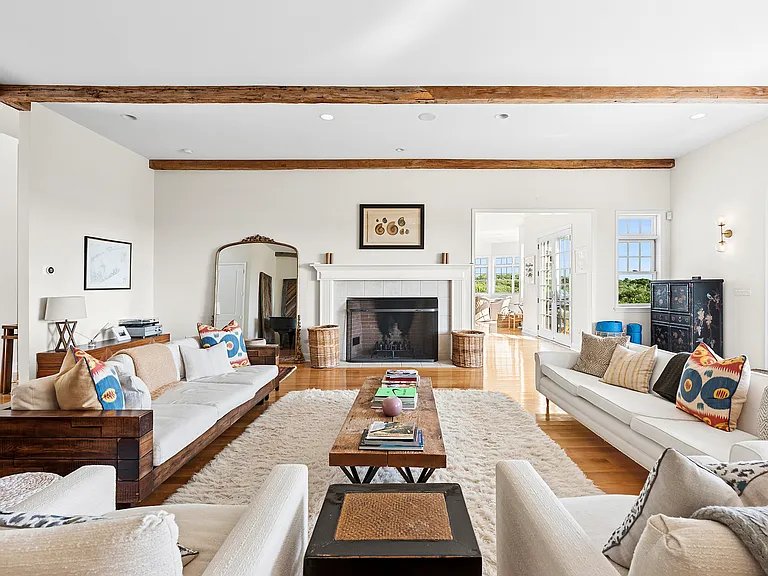 83 Startop Dr — Photo 11