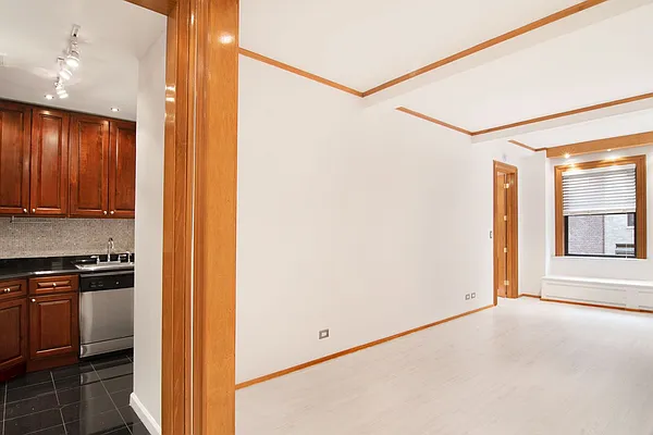 Rented by WAM Partners - William Moses Co. | media 68