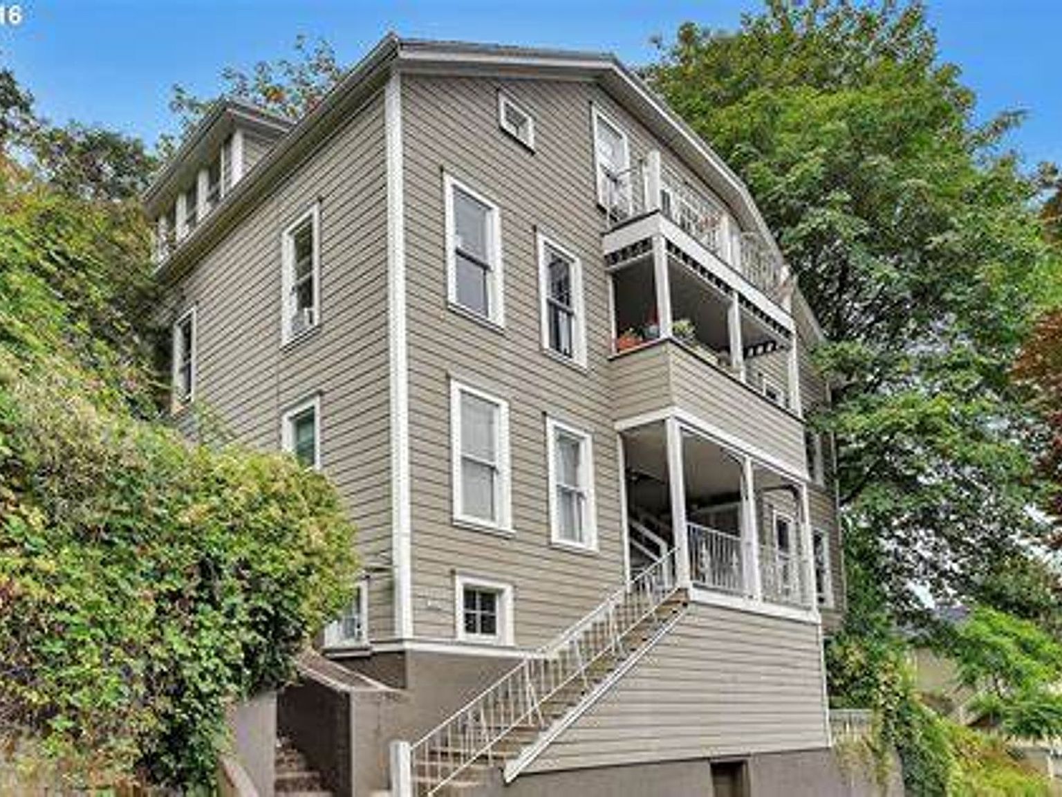 18271879 SW Cable Ave studio / 1.0 ba, 1175, Portland, OR 97201