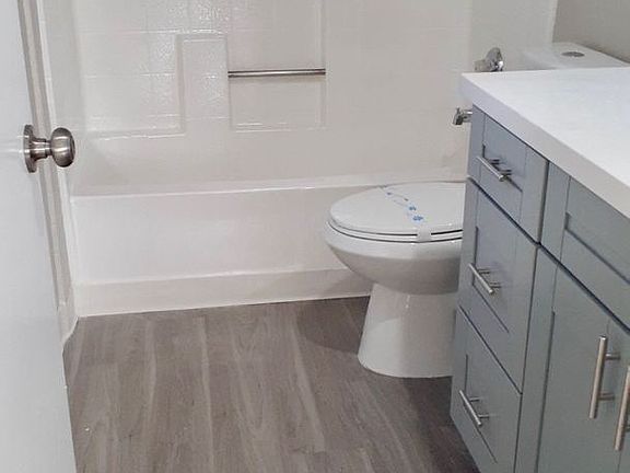 2nd image of 4155 Georgia St #201