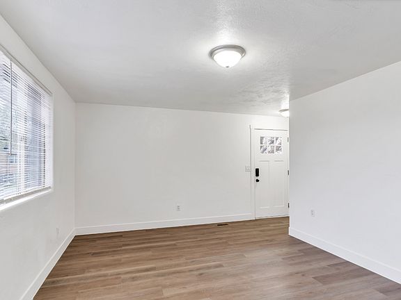 5th image of 1794 W Shannon Cir #70-A