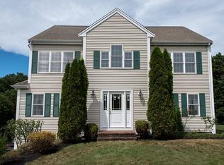 65 Shallow Pond Ln, Plymouth, MA 02360