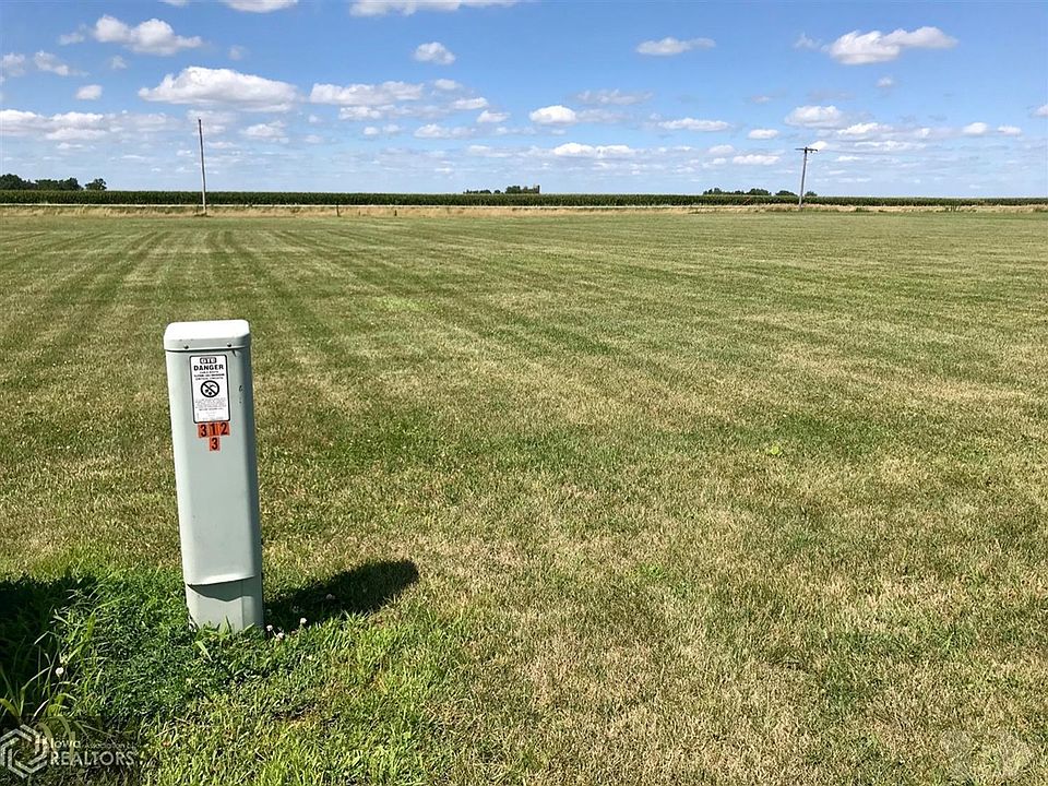 2nd image of 5365 Highway F Way #17