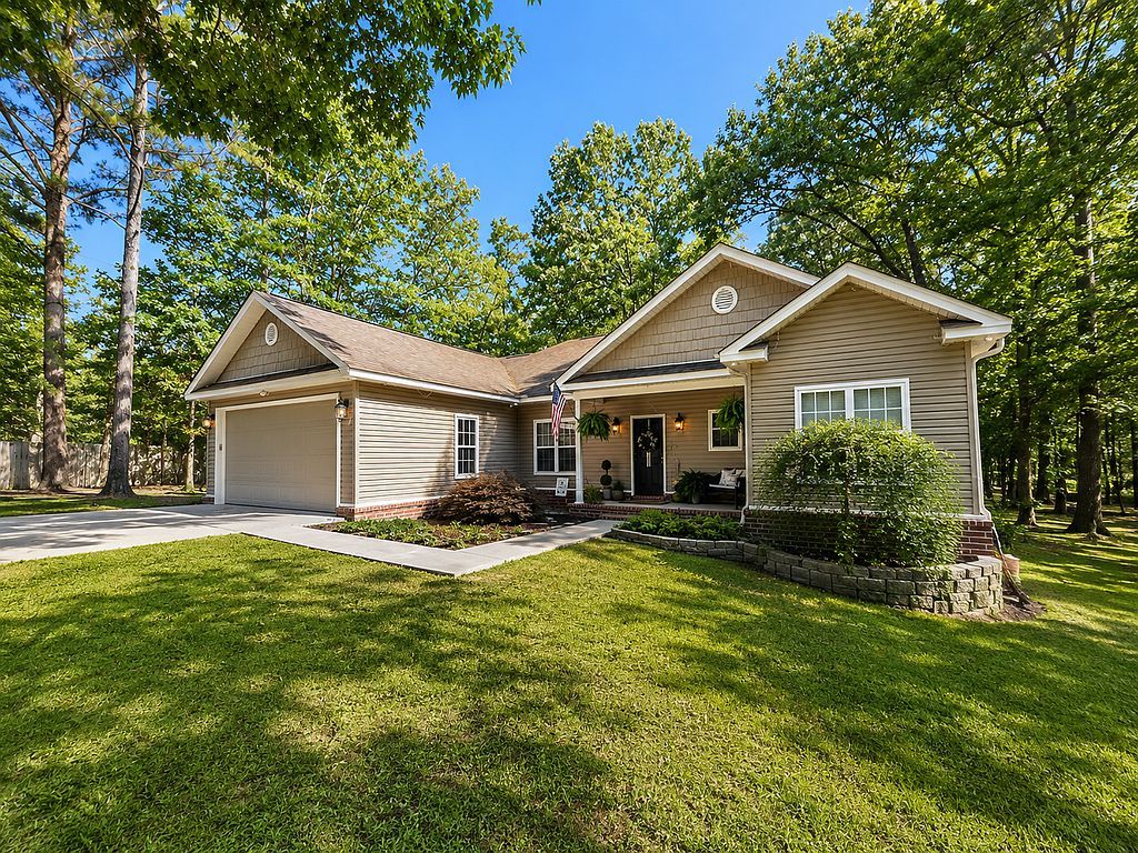 18918 Westlake Dr - Property Image